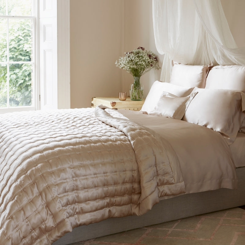Windsor Silk Bedspread Blush