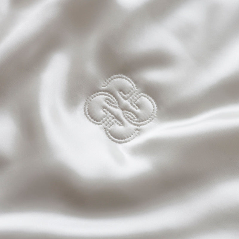 Silk Filled Silk Covered Duvet Summer Season Weight