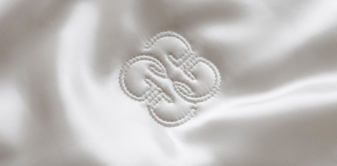 Silk Duvets vs Down Feather Duvets: Which Is The Best Duvet Filling?