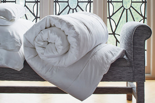 Silk Bedding for All Seasons: Your Year-Round Guide