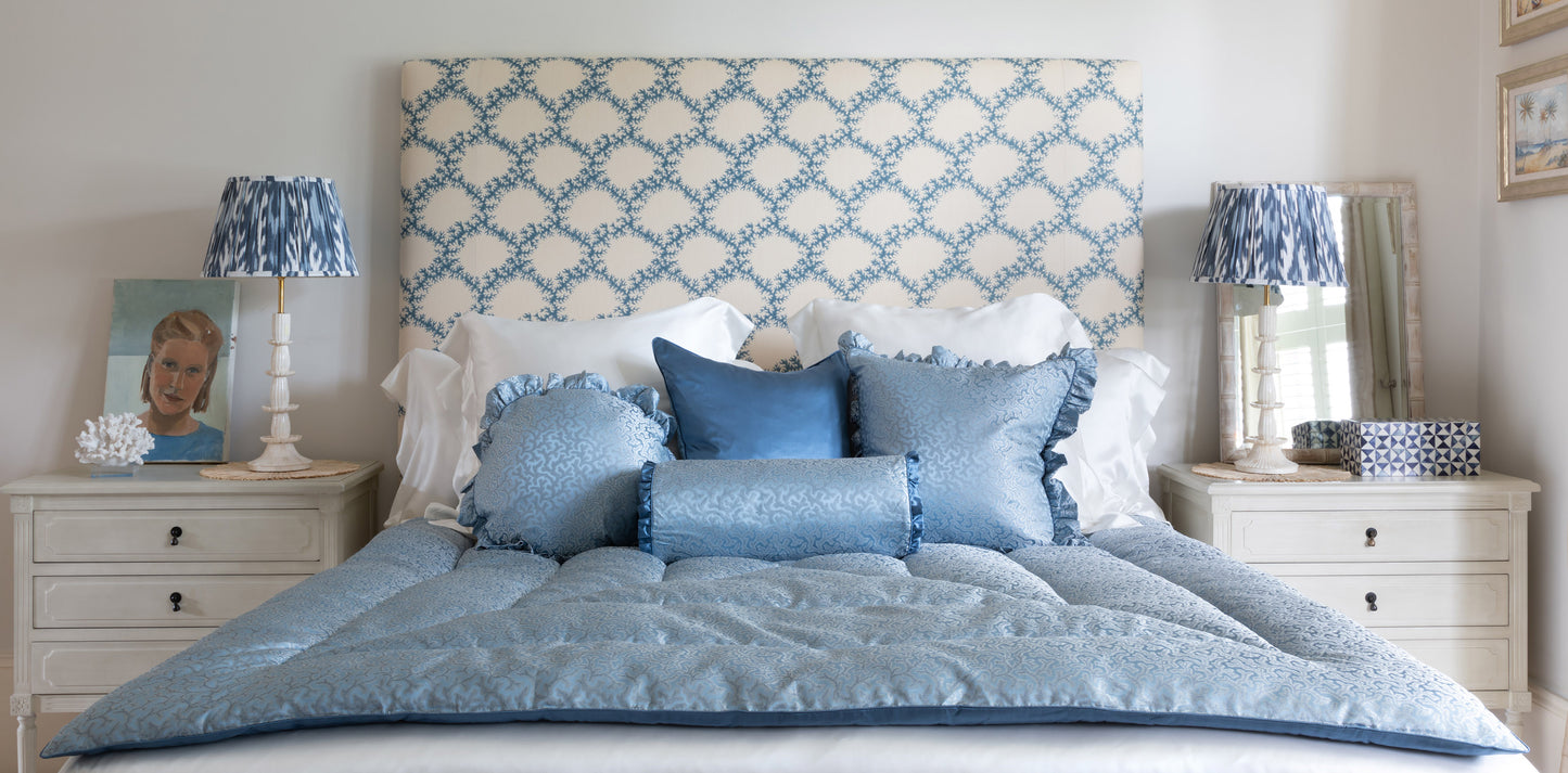 Blue patterned silk eiderdown